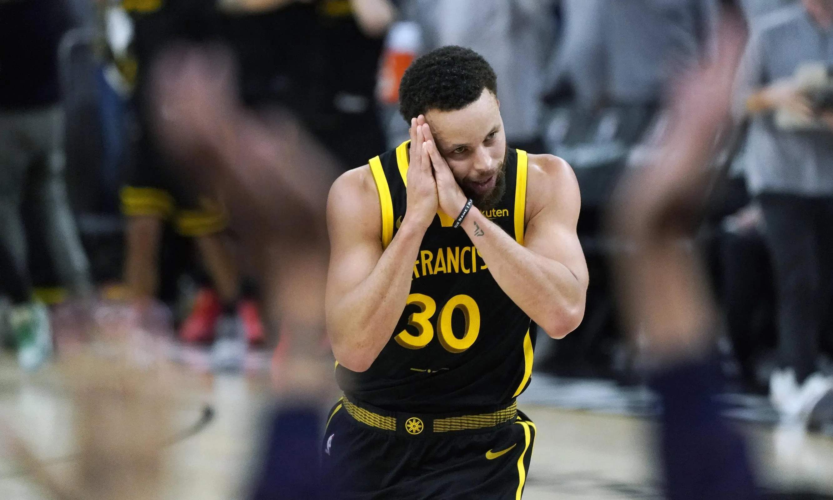 勇士半场失分比赛前往胜弗雷破纪录了吗